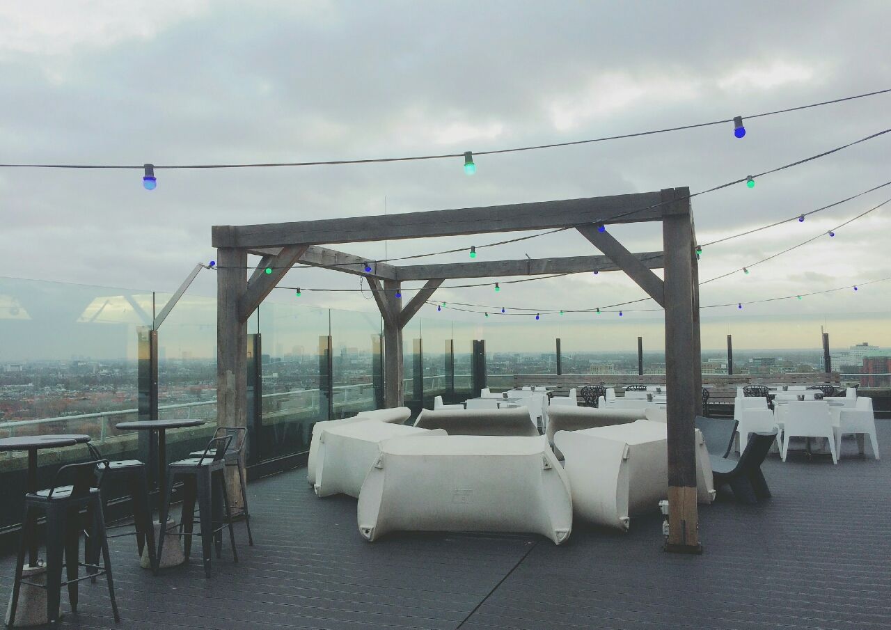 b259ba07 Amsterdam hair salon Kei on demand haircuts at home.